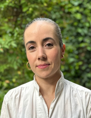 Headshot of Fabiola Cardoso